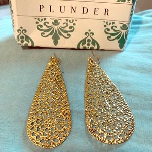 Plunder Gold Tear Drop Earrings